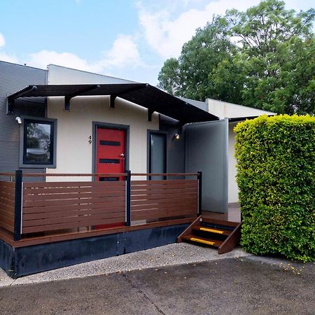 Airport Tourist Village Melbourne Exterior photo